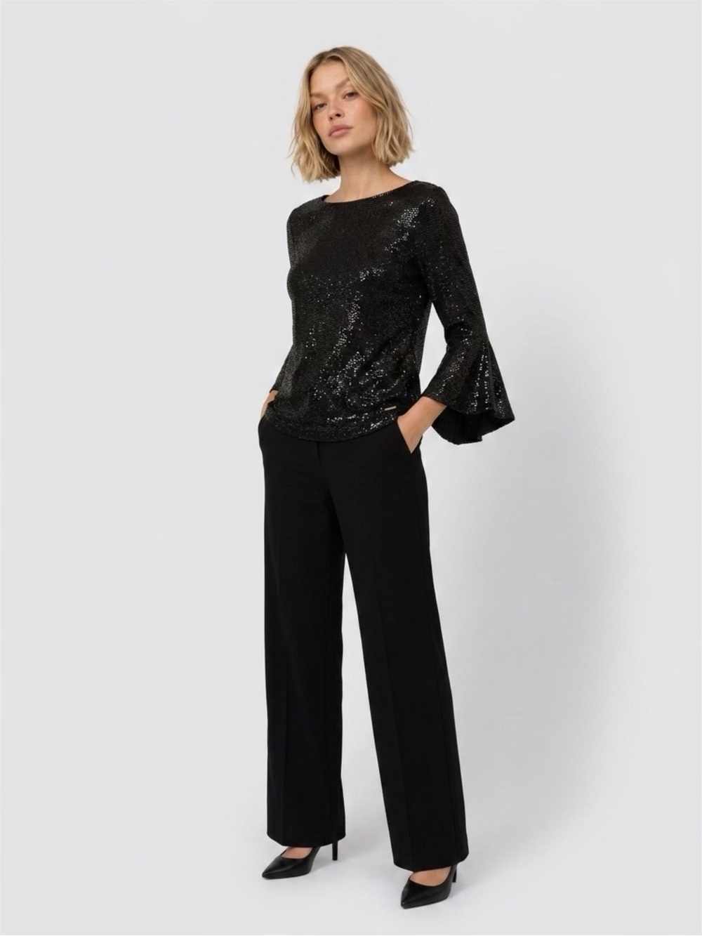 ANNE KLEIN ELEGANT BLACK SEQUINED  TOP SIZE XS BLACK NEW